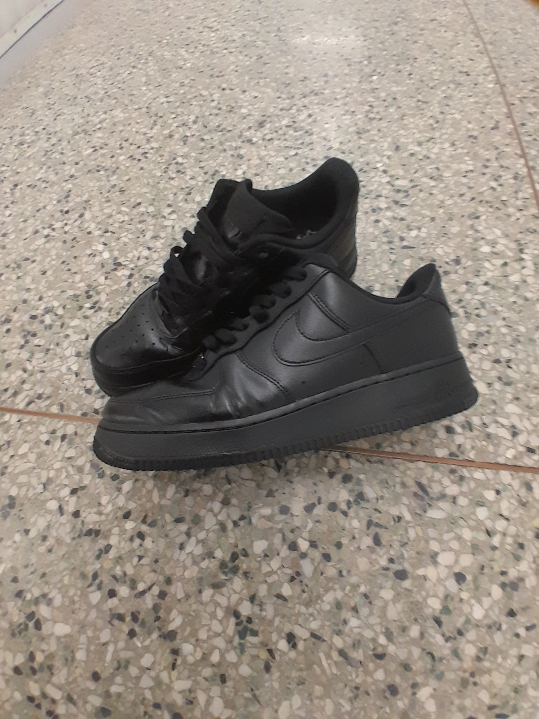 Nike Air Force 1 Low Black Sneakers Size 9