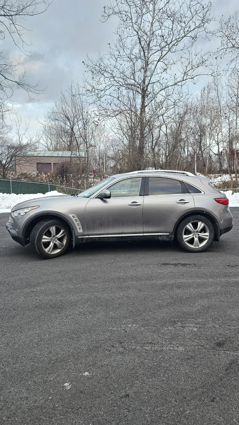 Infiniti FX35 SUV - photo 2