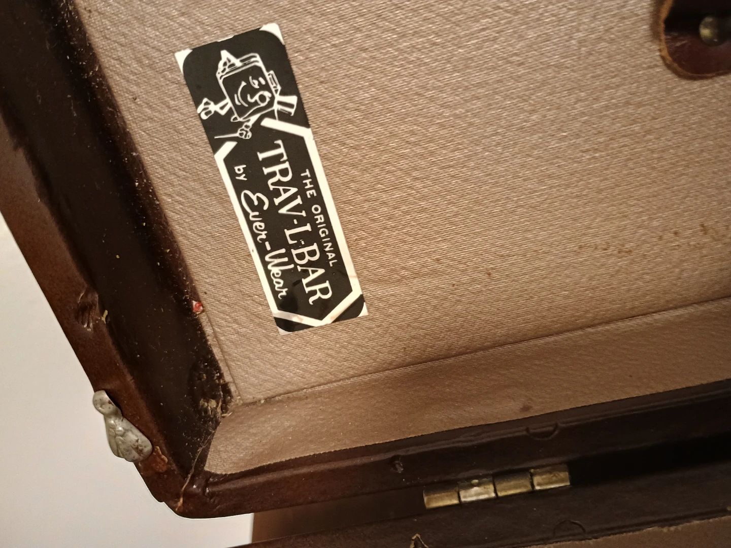 Brown Vintage Carrying Case - photo 5