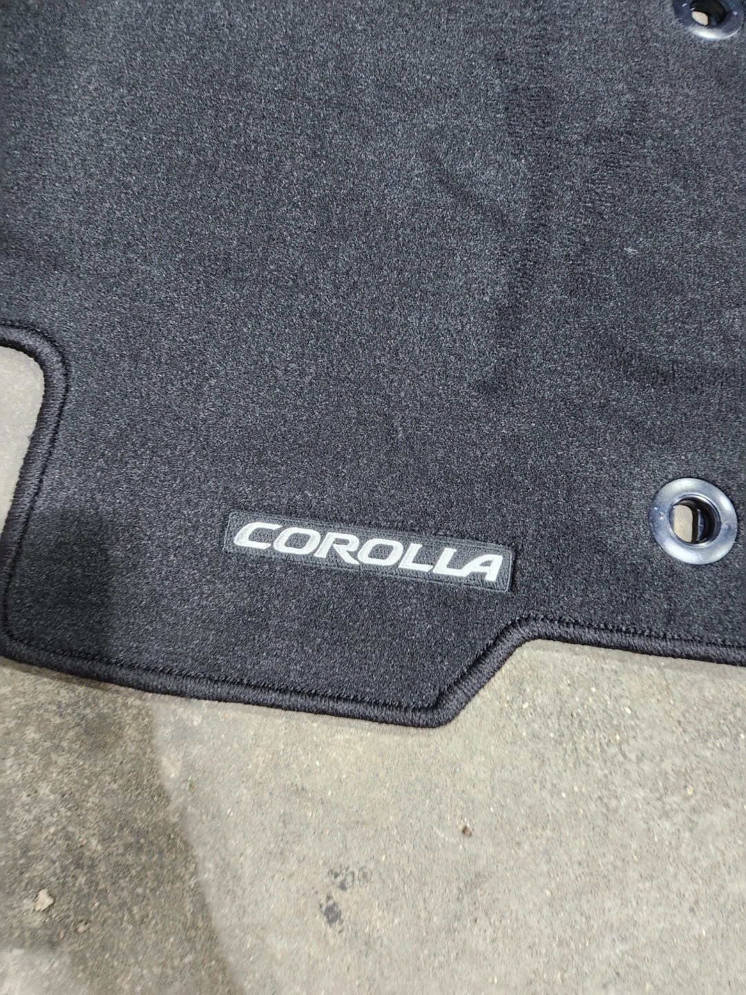 Toyota Corolla and Toyota Camry Floor Mats - photo 4