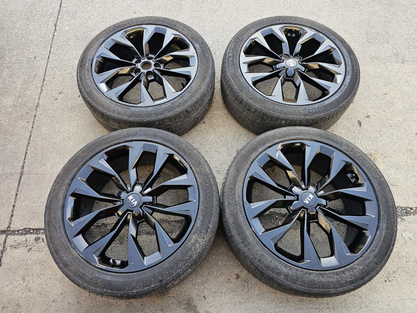 20" KIA SORENTO O.E.M RIMS