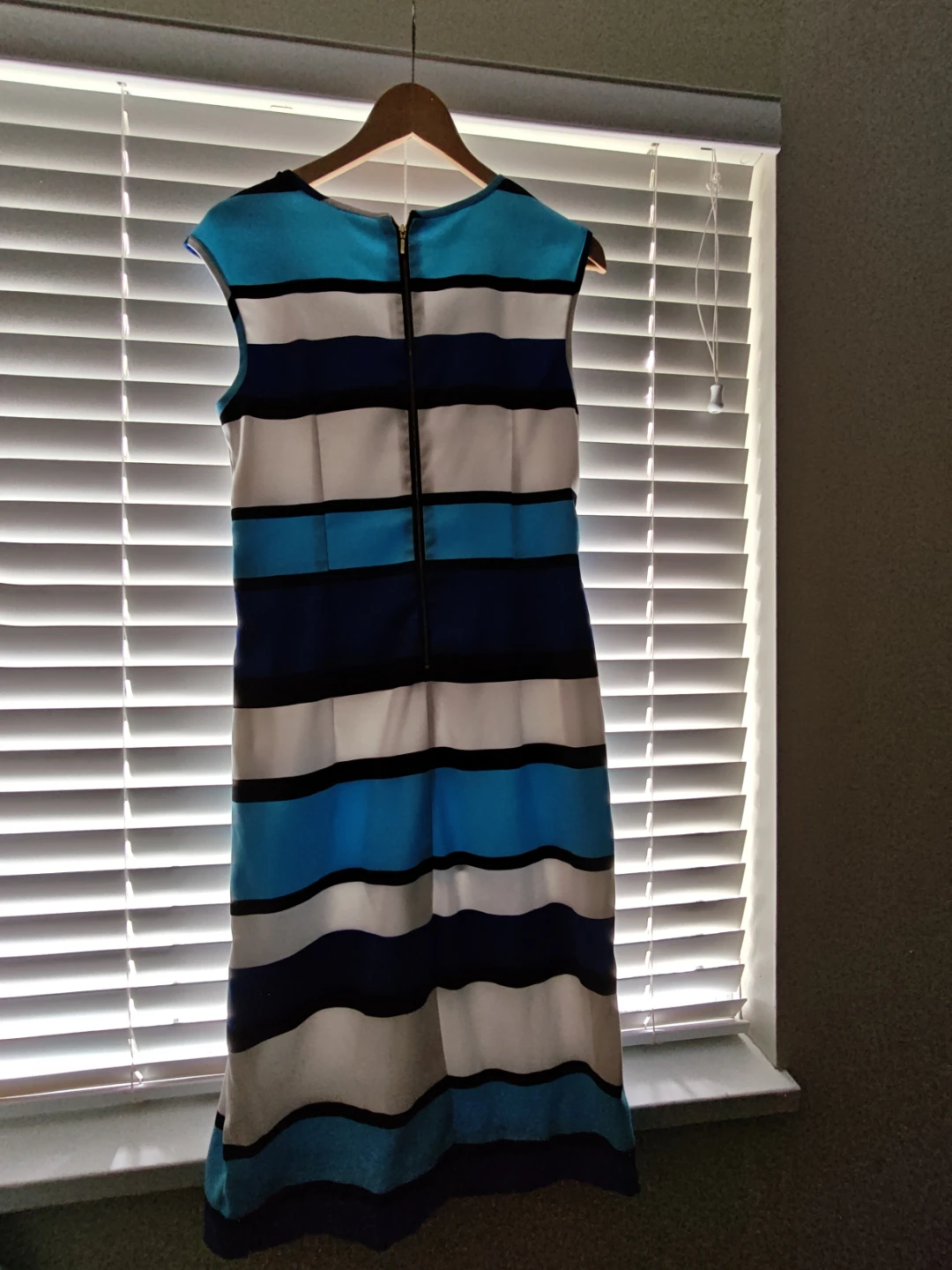 Custom Made Size 8 Blue Striped Cocktail Dress - photo 2