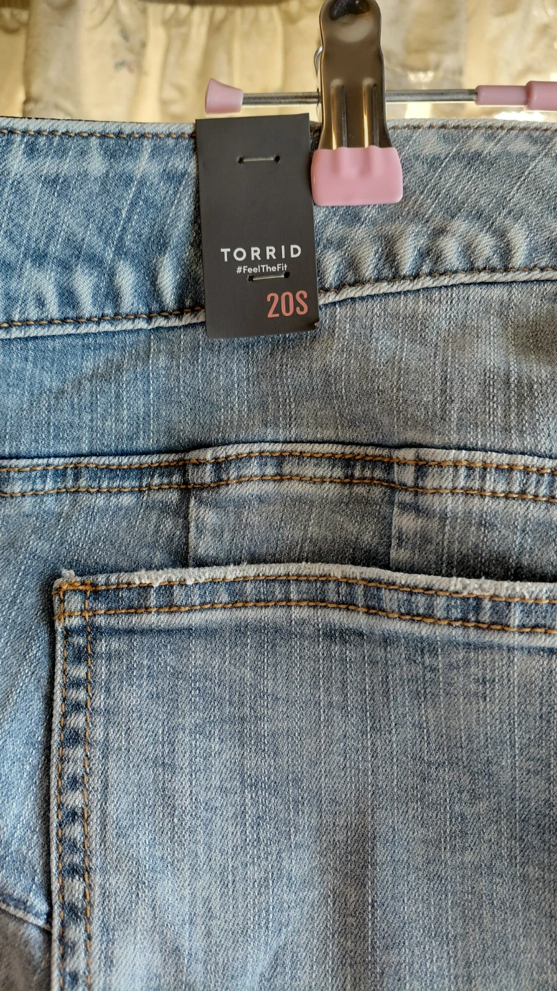 Torrid Bombshell Straight Premium Stretch Jeans Size 20S