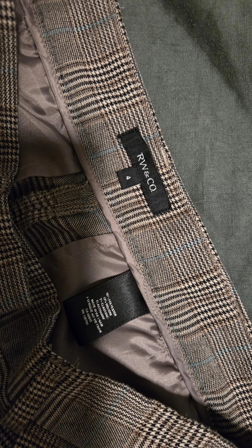 RW&CO. Plaid Trousers - Size 4 - photo 3