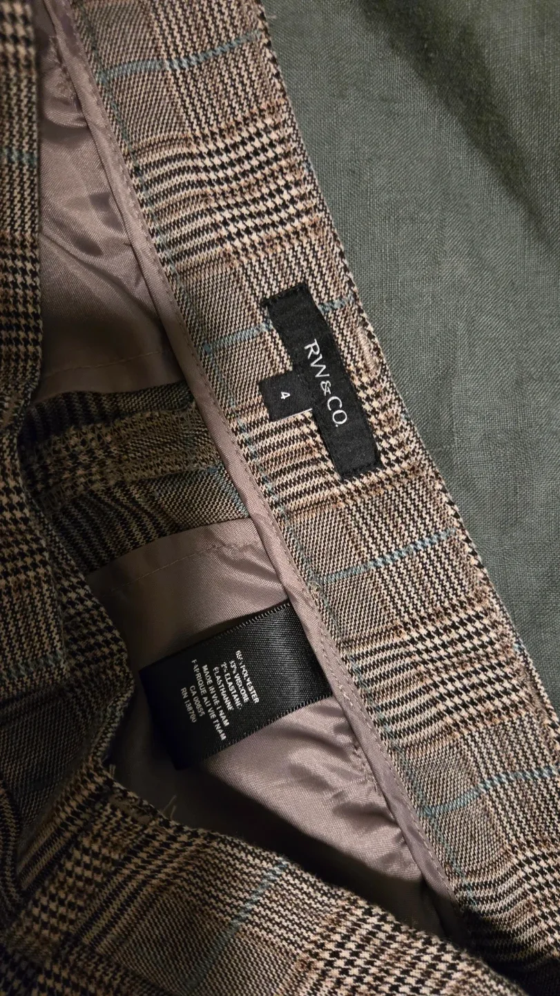 RW&CO. Plaid Trousers - Size 4 - photo 3
