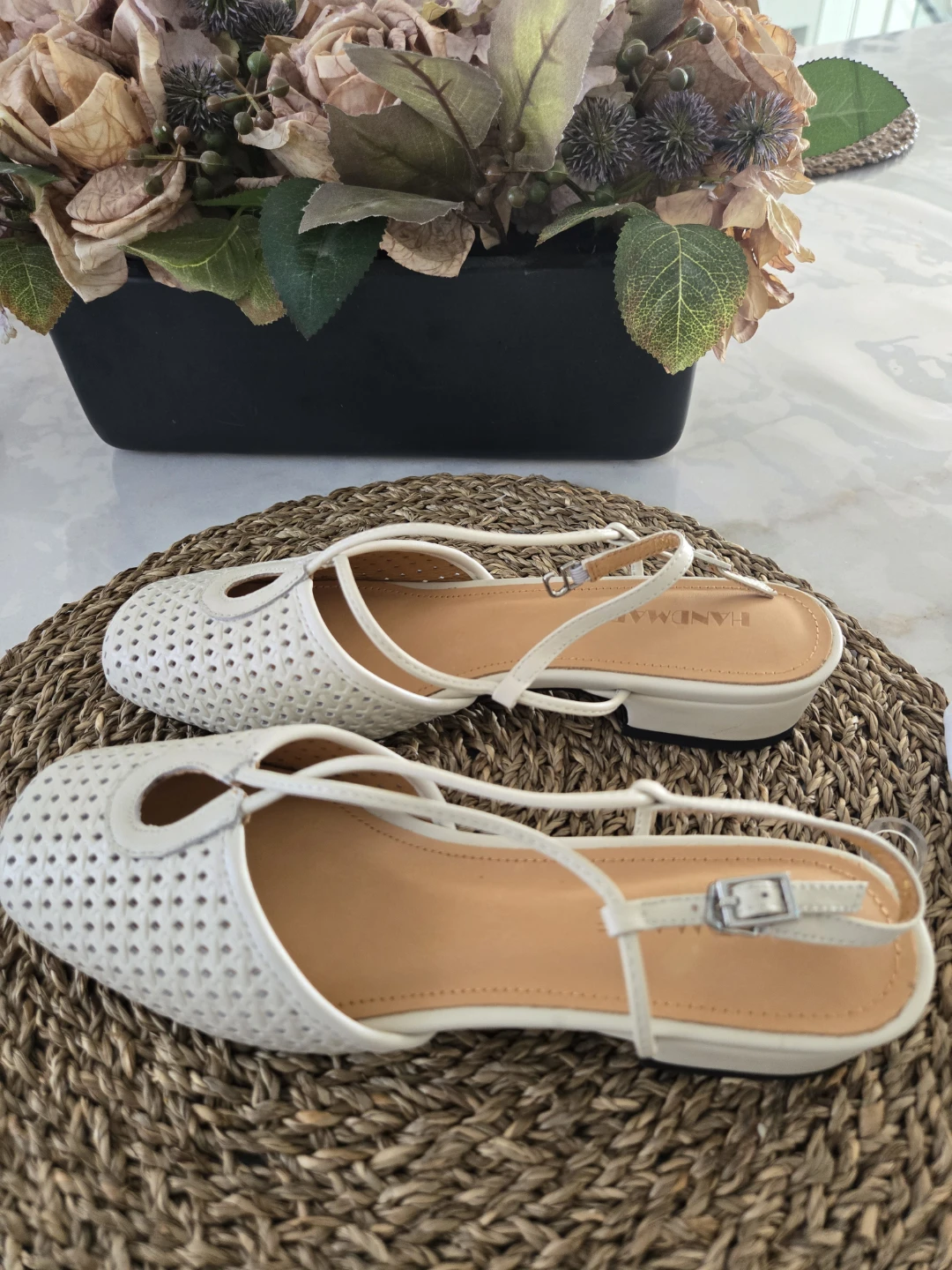 Riley River Women's White Perforated Strap Flats - Size 7 - photo 5