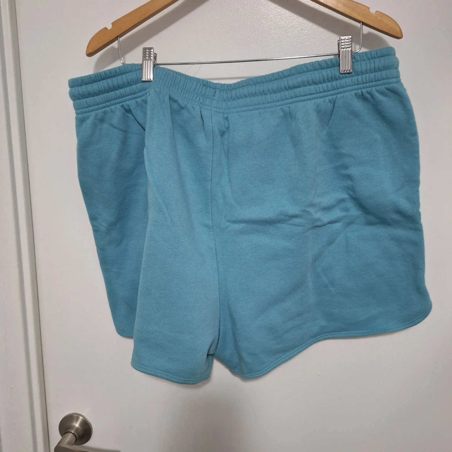 No Boundaries Teal Sweat Shorts with Palm Tree Graphic - Size 2X - photo 4