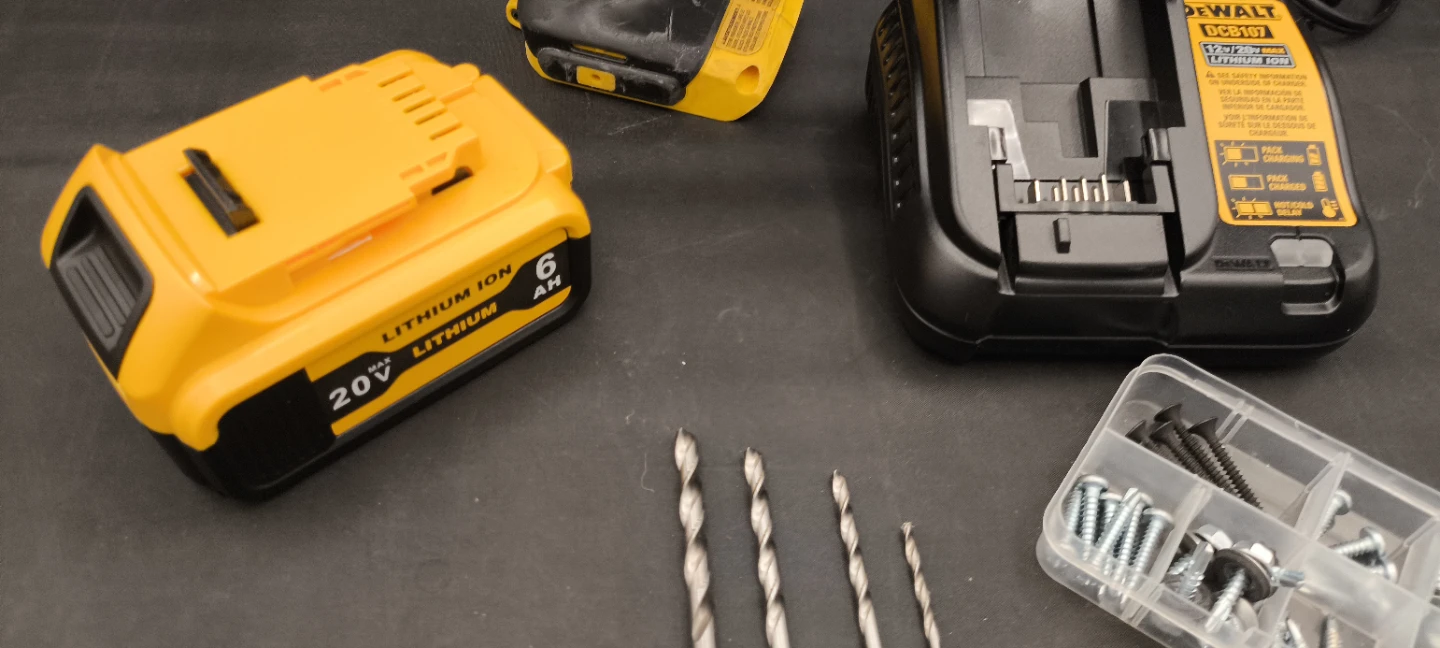 DeWalt DCD771 20V MAX Cordless Drill/Driver Kit - photo 4
