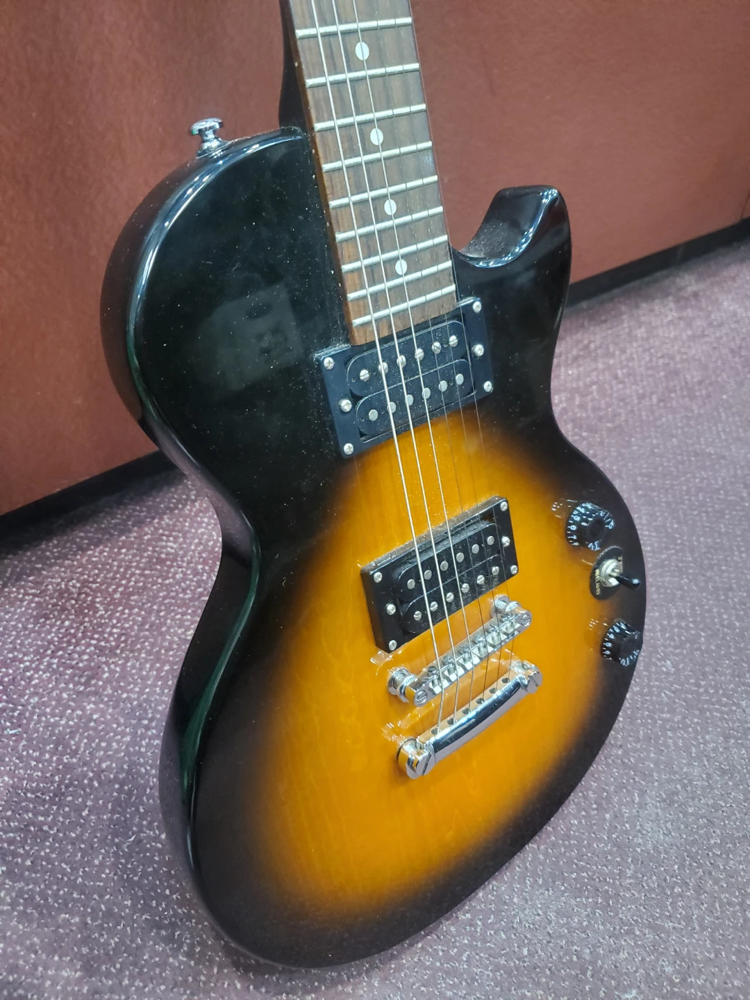 Epiphone Special II Electric Guitar - photo 3