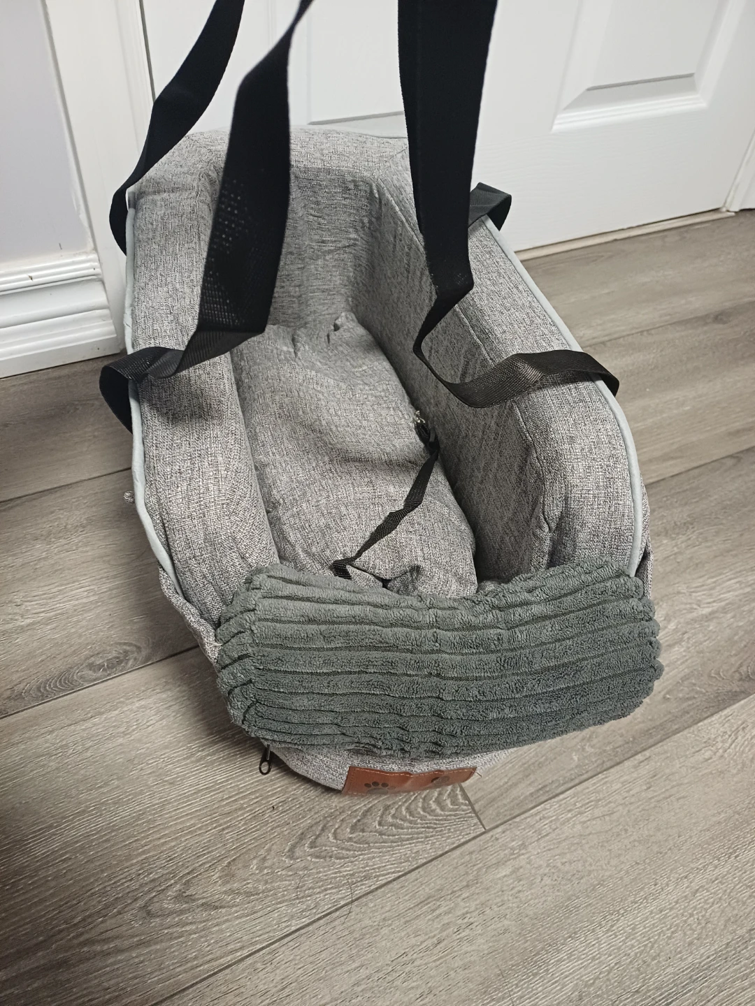 Pet Car Seat Booster Carrier Bag - photo 2