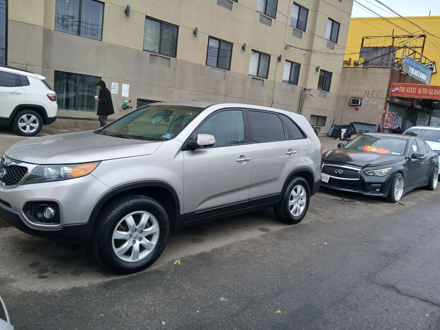 Kia Sorento Silver SUV
