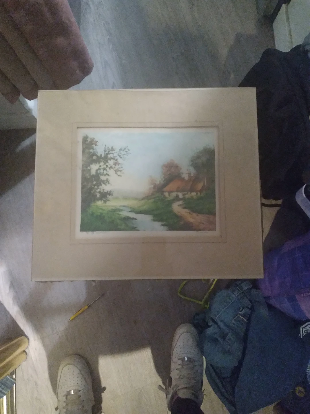 LOTS OF ANTIQUE COLLECTORS PAINTINGS & ANTIQUE COLLECTABLES