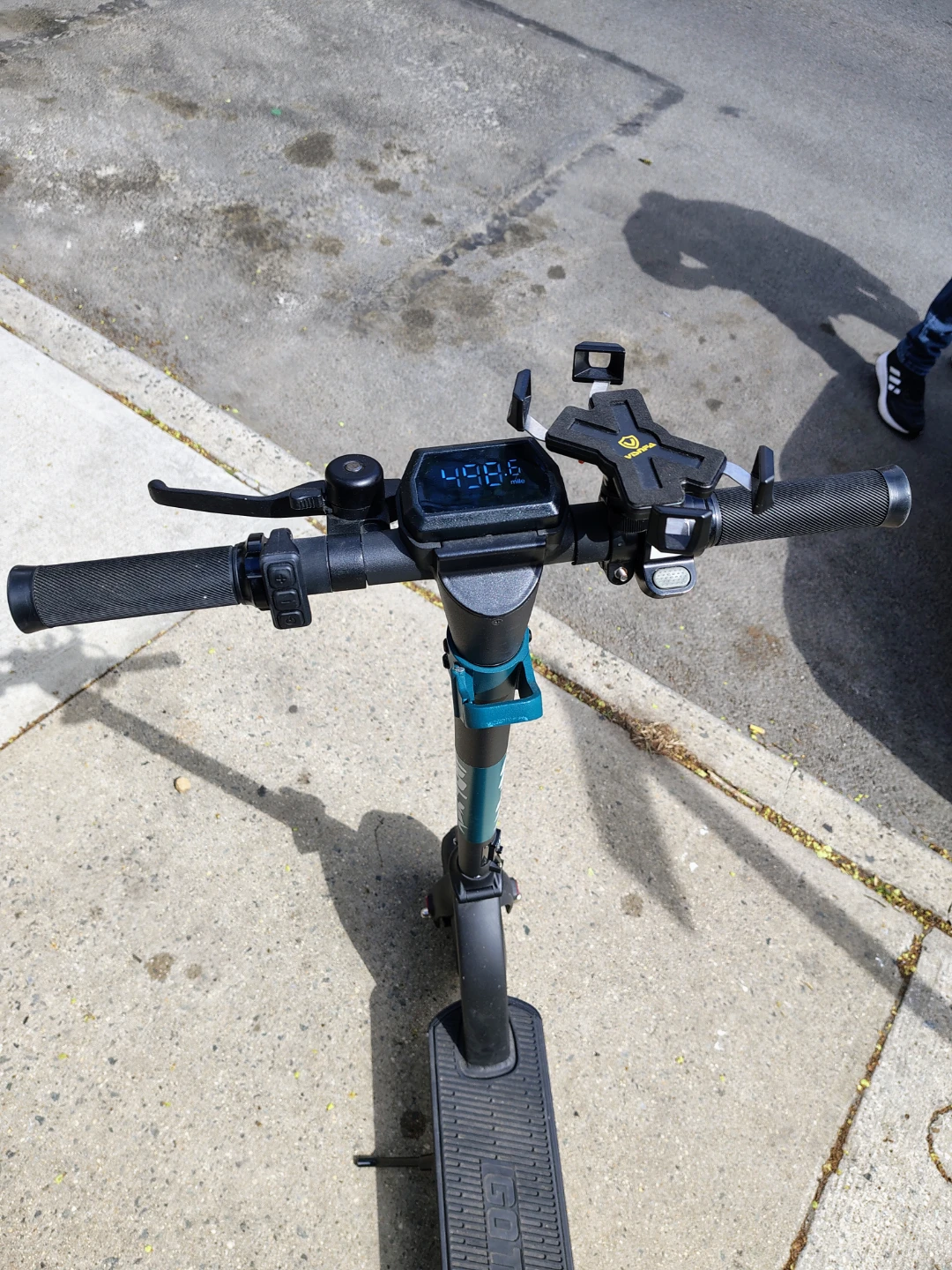 GOTRAX Electric Scooter - photo 3