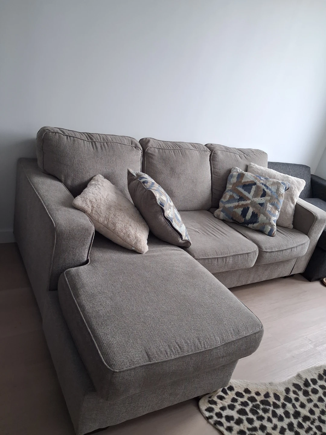COMFY Sectional Sofa with Chaise and - photo 3