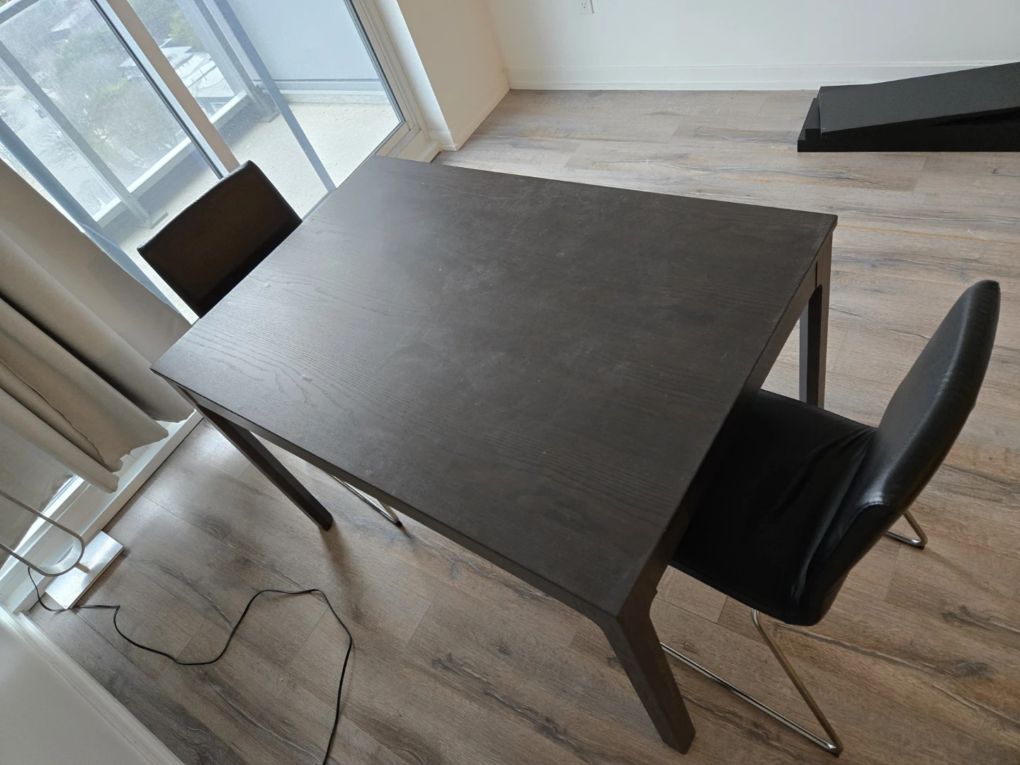 Extendable Dining Table and 2 Chairs - photo 2