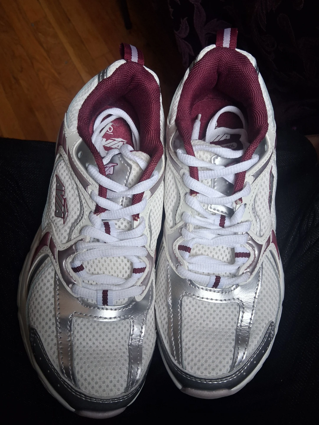 Avia Women's White & Burgundy Athletic Shoes