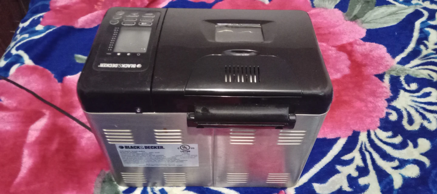 BLACK+DECKER Automatic Bread Maker - photo 2