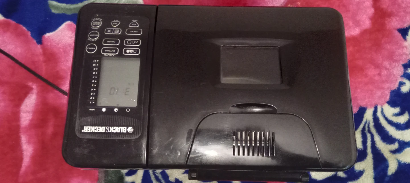 BLACK+DECKER Automatic Bread Maker - photo 5