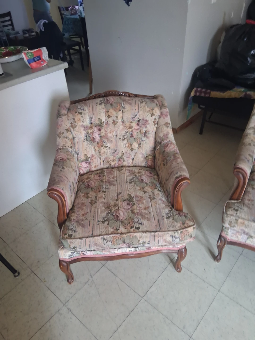 Floral Armchair and Sofa Set - photo 2