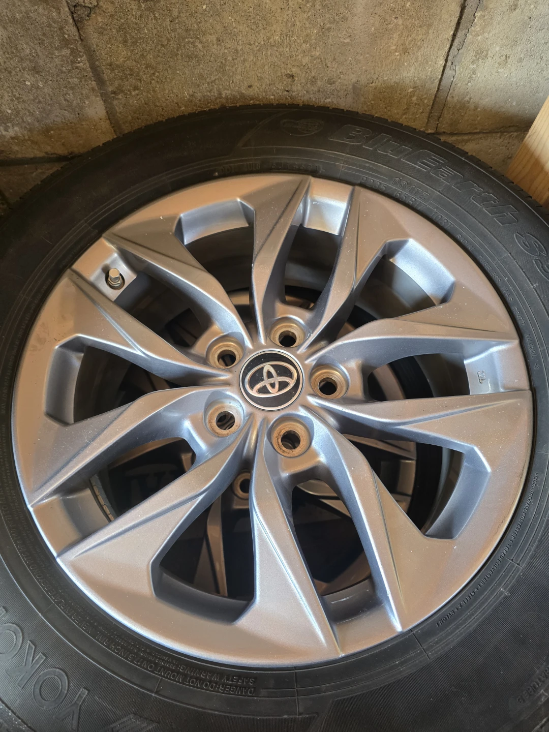 Set of 4 Toyota Wheels and Tires - photo 3