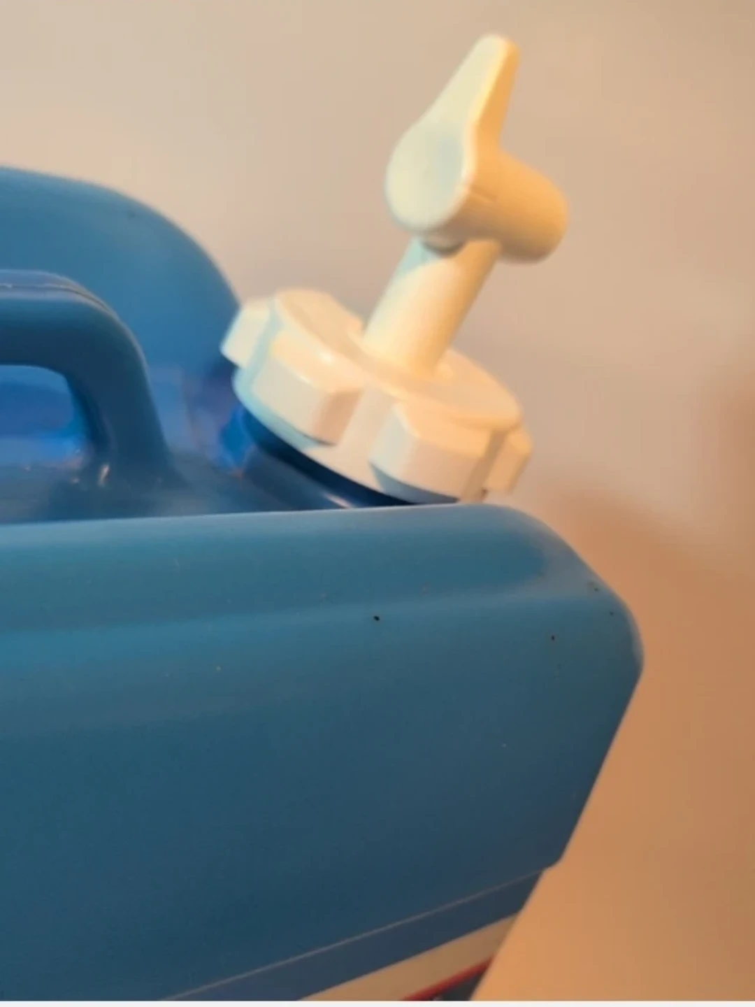 Reliance Aqua-Pak Water Container with Hideaway Spigot - photo 3