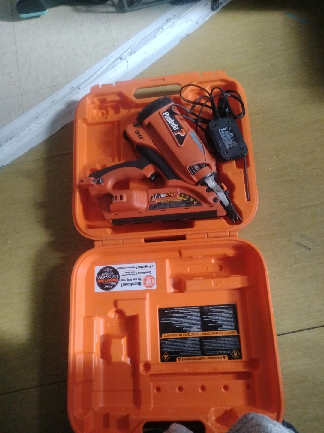 Paslode 30° Li-Ion + Fuel Cordless Framing Nailer - photo 4