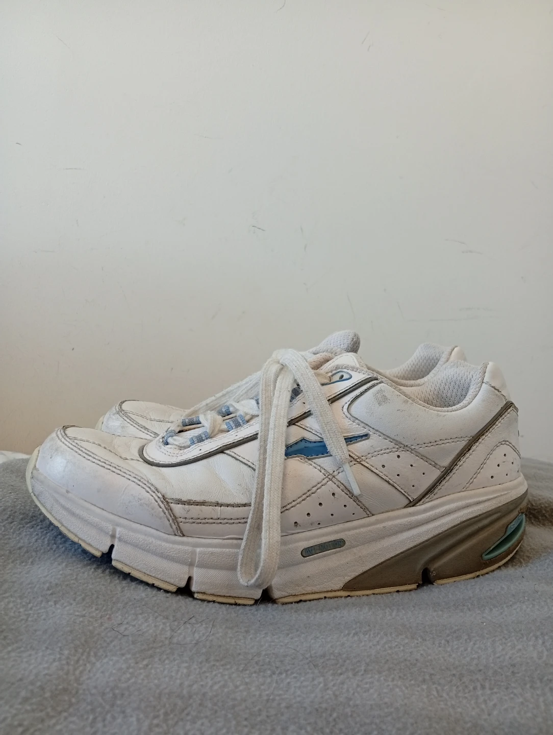 Avia Women's Running Shoes Size 8