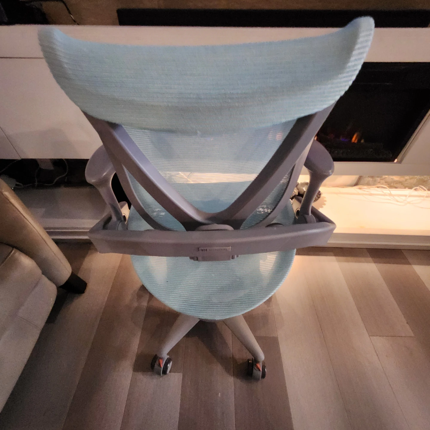Ergonomic Office Chair - Light Blue Mesh - photo 2