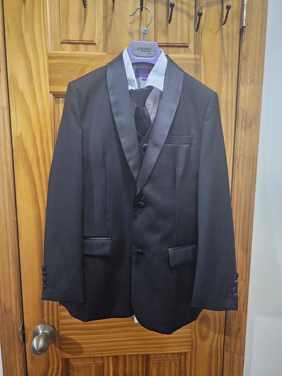 Jodano Collection Boys Tuxedo Suit