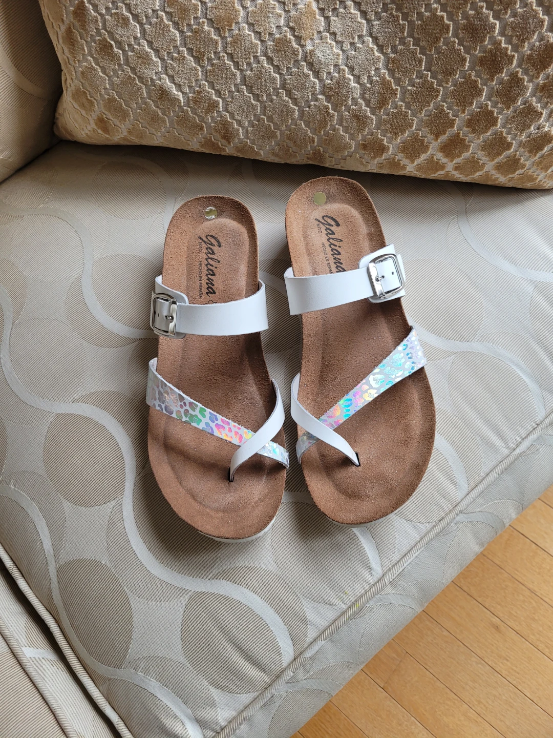 Galiana White & Iridescent Strap Sandals - Women's Size 9.5