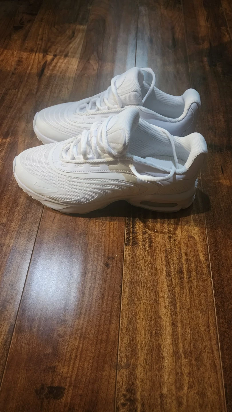 Nike Air Max White Running Shoes