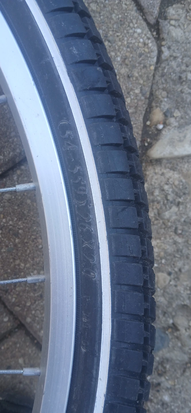 26 x 1.75 Bicycle Wheel with Tire - photo 3