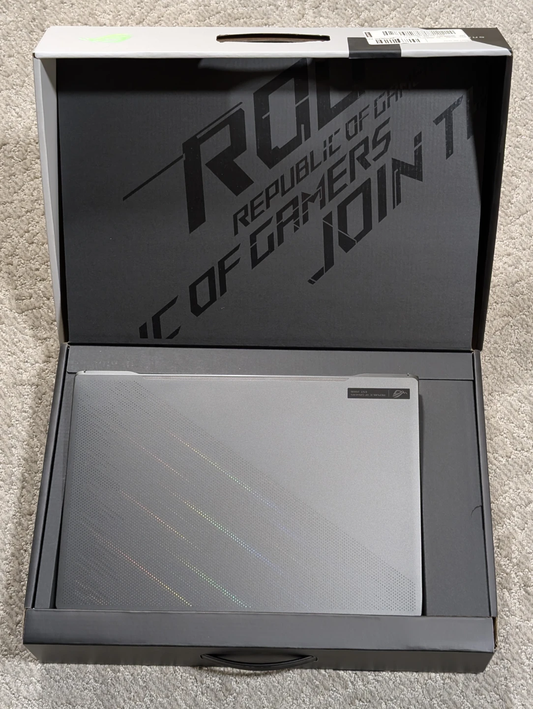 ASUS ROG Zephyrus Laptop with Bag - photo 2