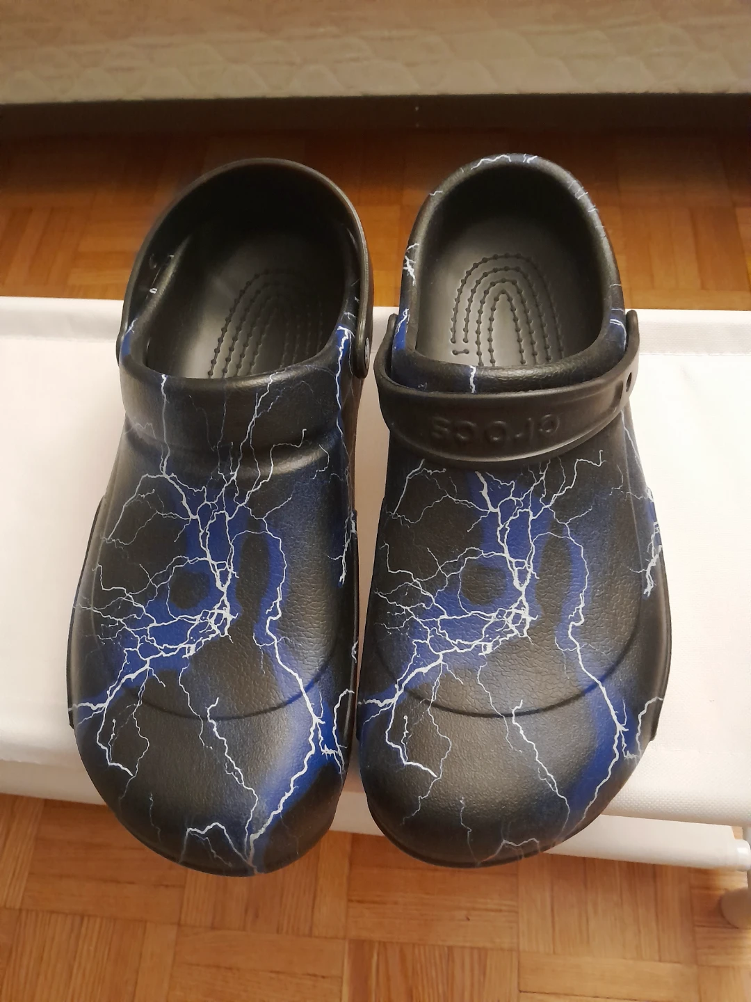 Crocs Black Lightning Print - photo 2