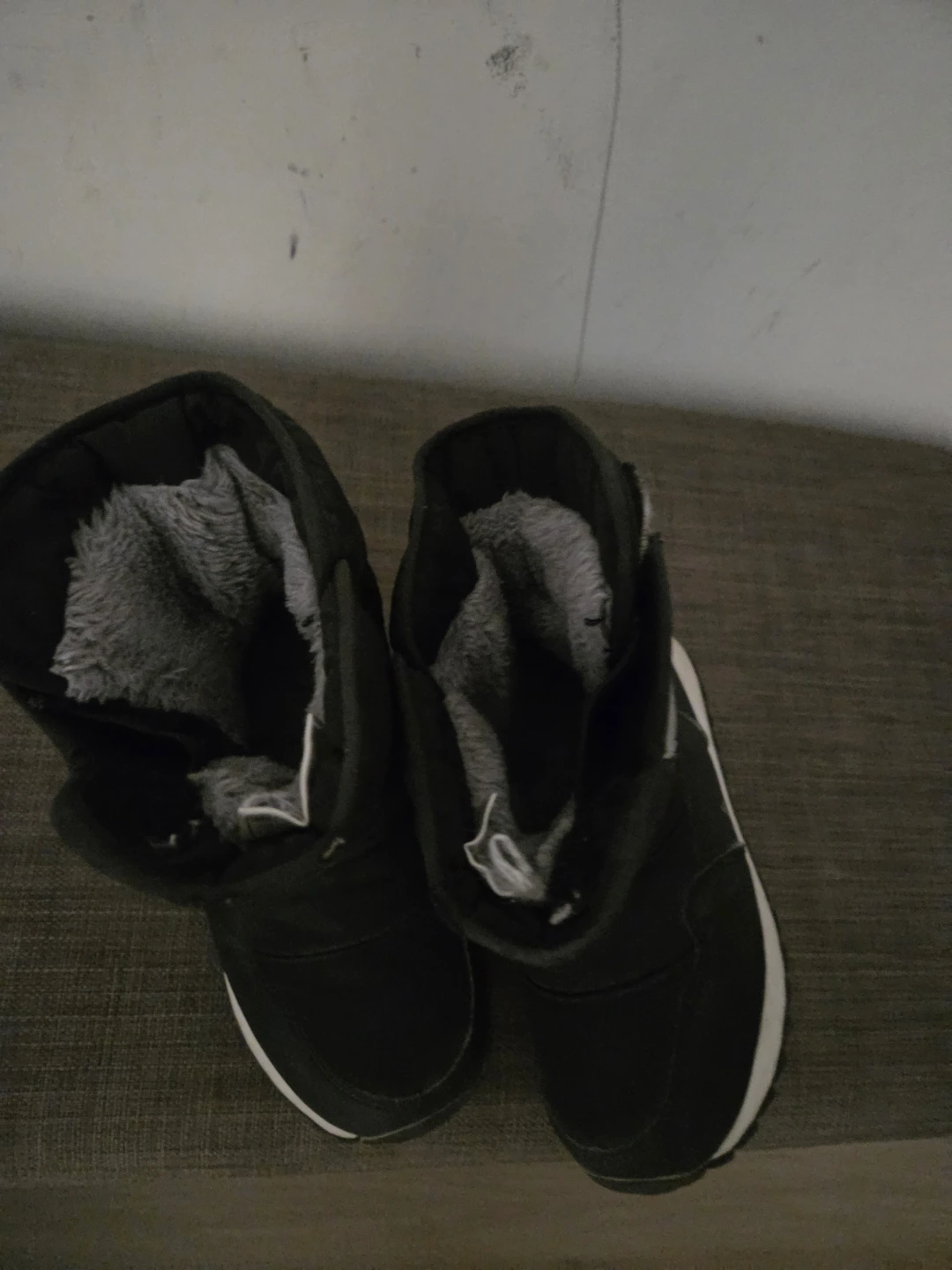 JAN & JUL Black Winter Boots with Fuzzy Lining - photo 2