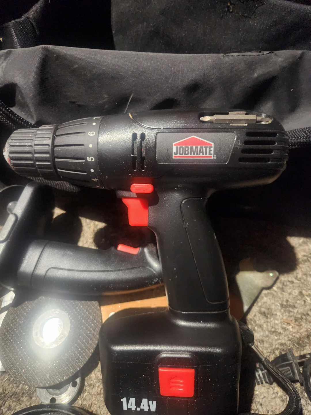 Jobmate 14.4v cordless drill and assorted power tools - photo 2