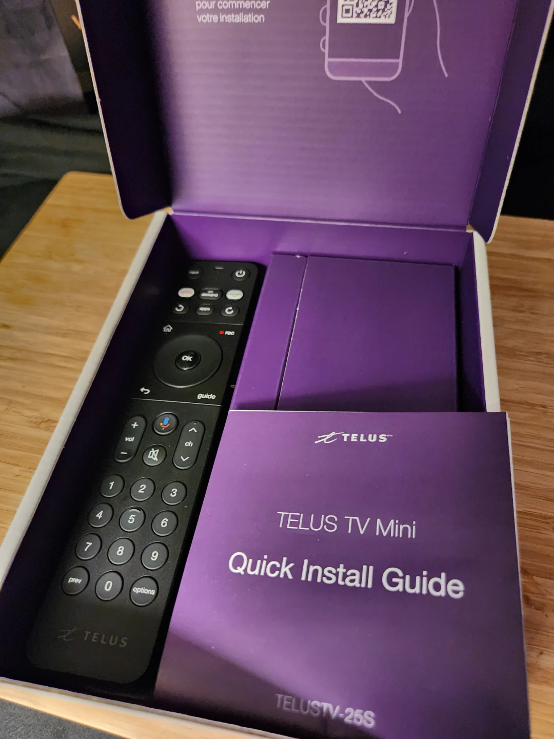 TELUS TV Mini Streaming Box with Remote - photo 2