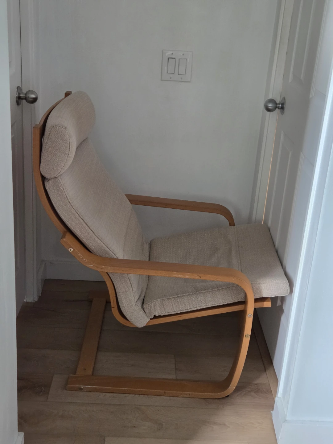 Ikea Poang Lounge Chair - photo 2