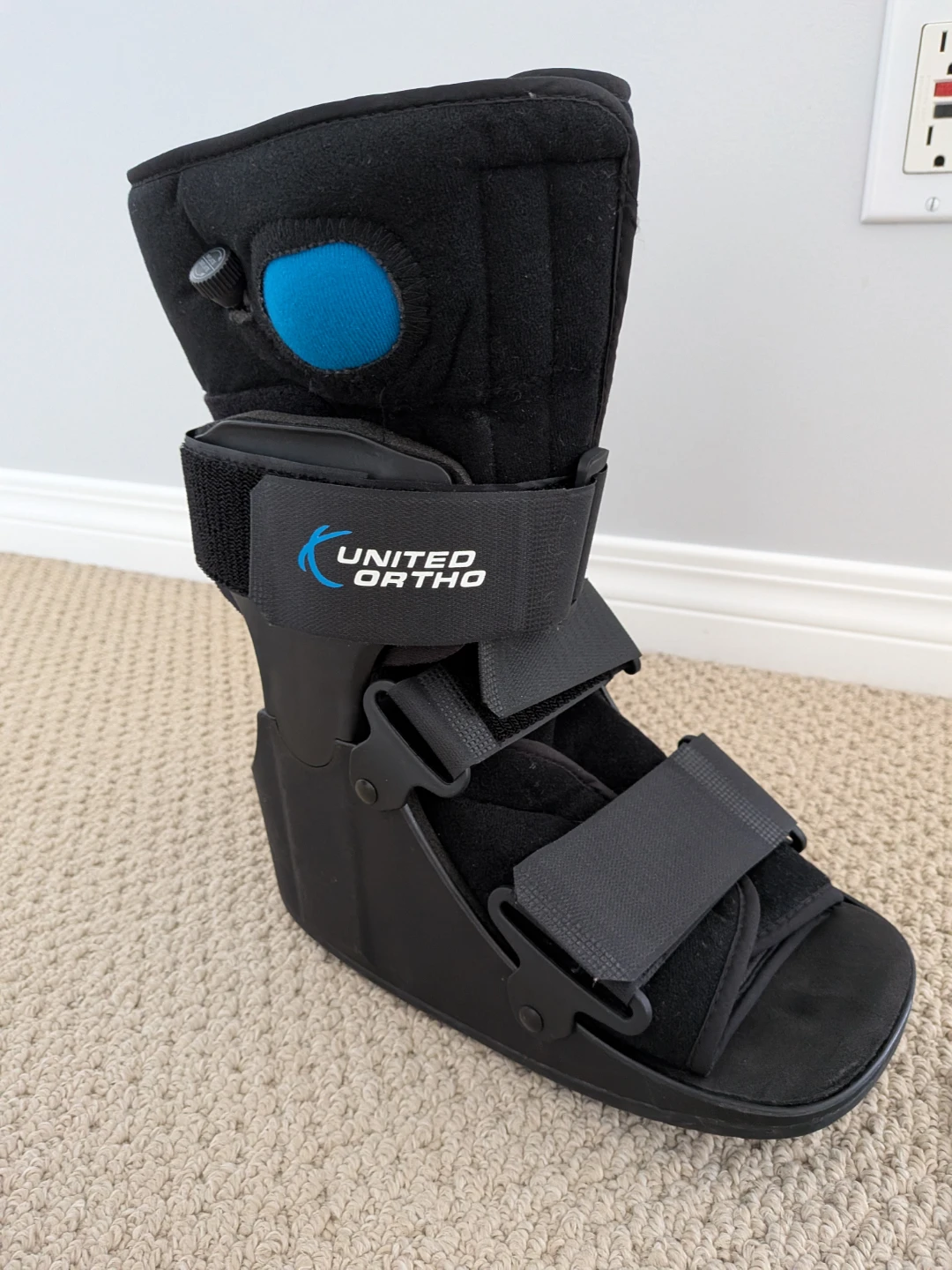 United Ortho Walking Boot Small  🌱 - photo 4