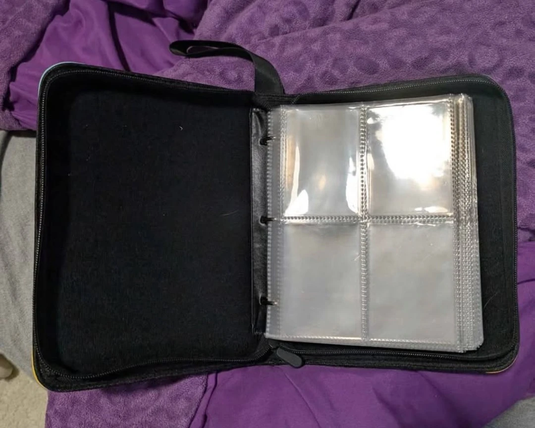 9-pocket Pokémon card binder - photo 2