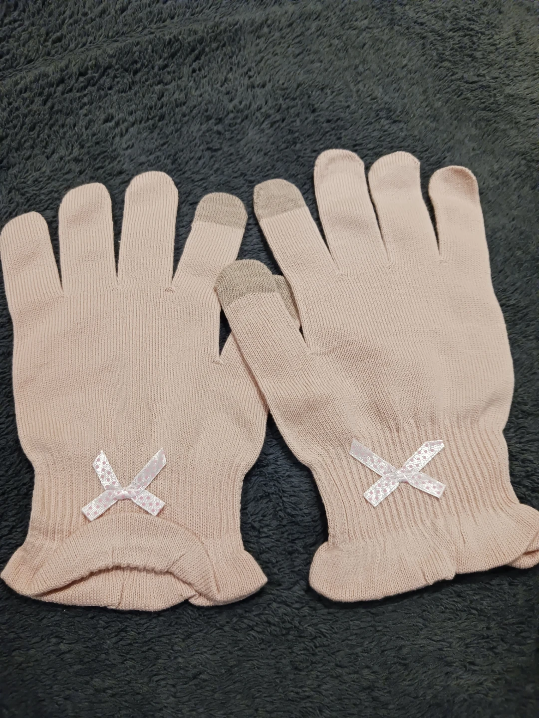 Light Pink Knit Gloves with Bows