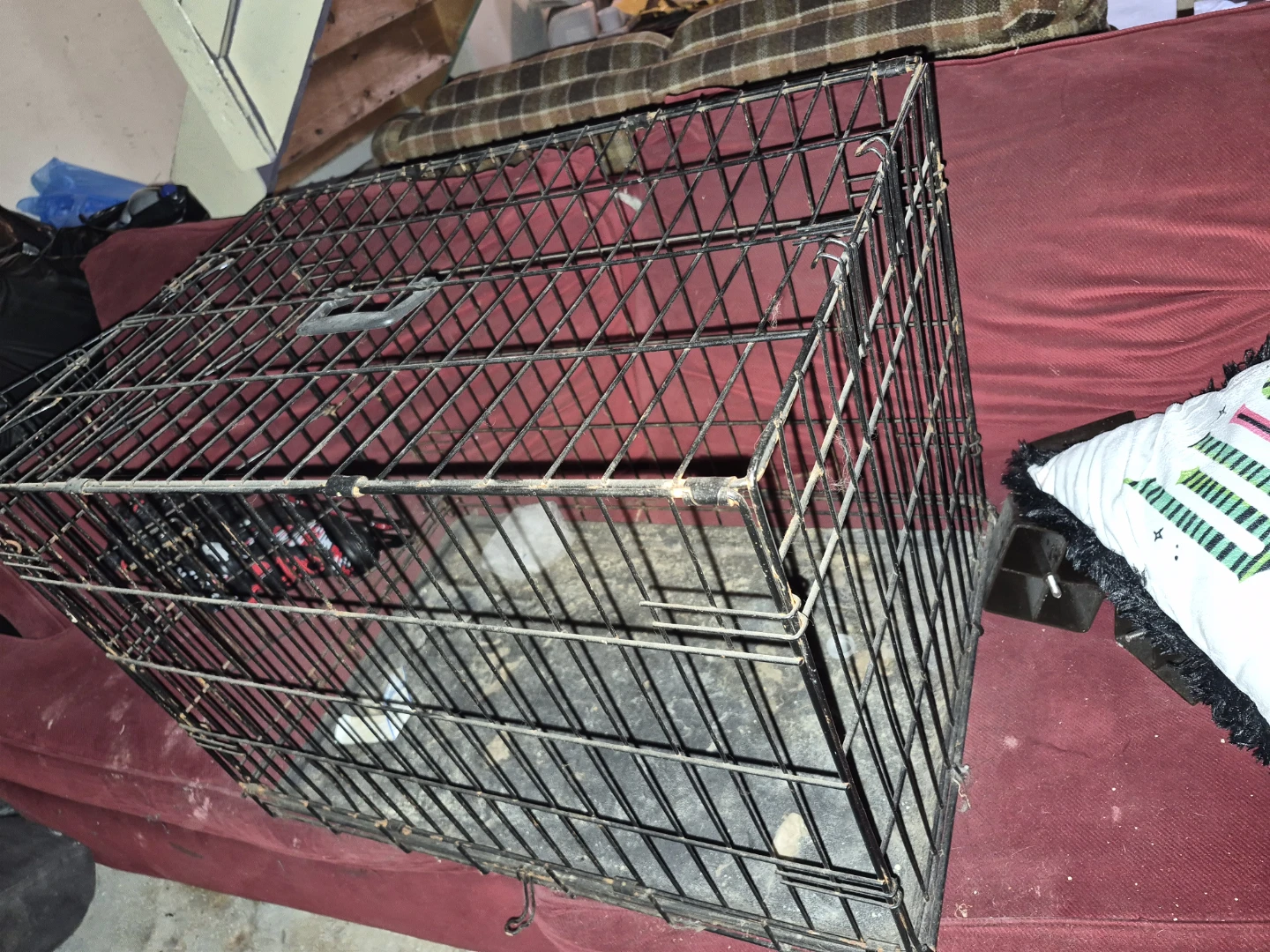 Large Wire Dog Crate 18x29 - photo 2