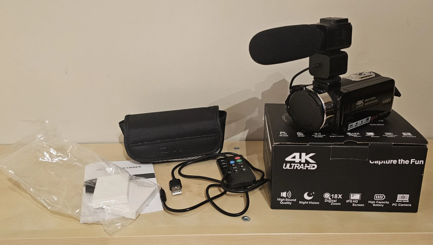 4K Camcorder with Microphone and 64GB SD Card - photo 5