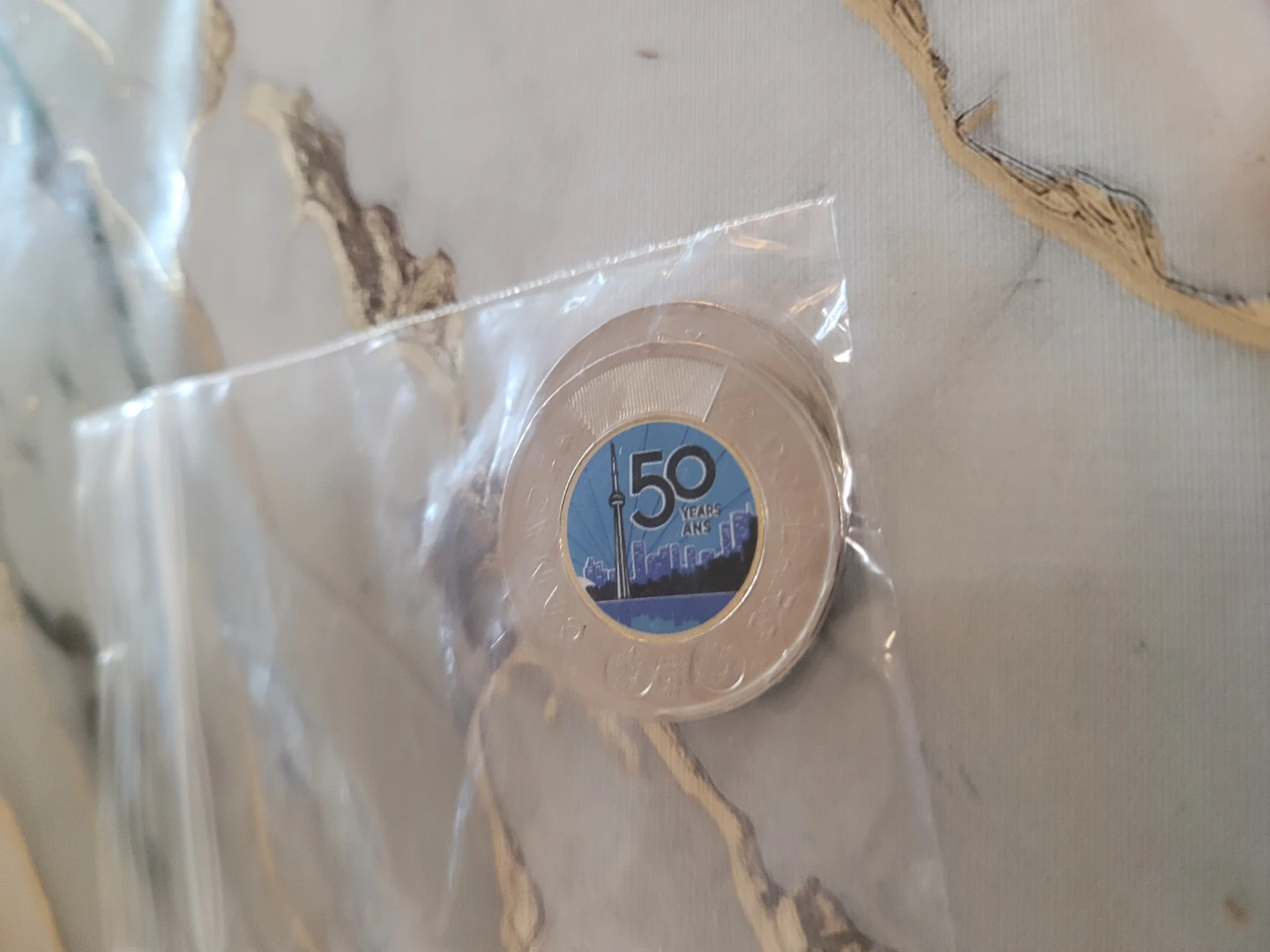 Canada 50th Anniversary Toonie - photo 3