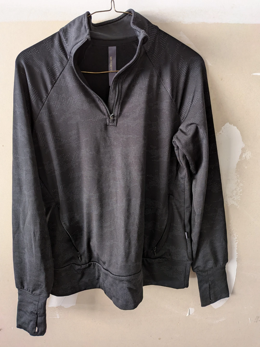 Mondetta Black 1/4 Zip Pullover