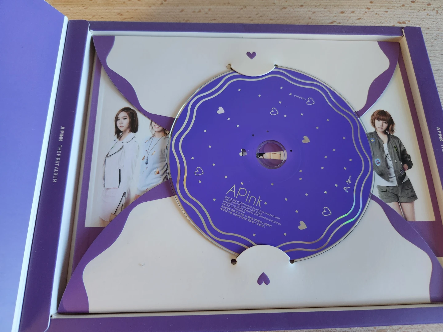 APink The First Album - Une Année CD and photobook - photo 2