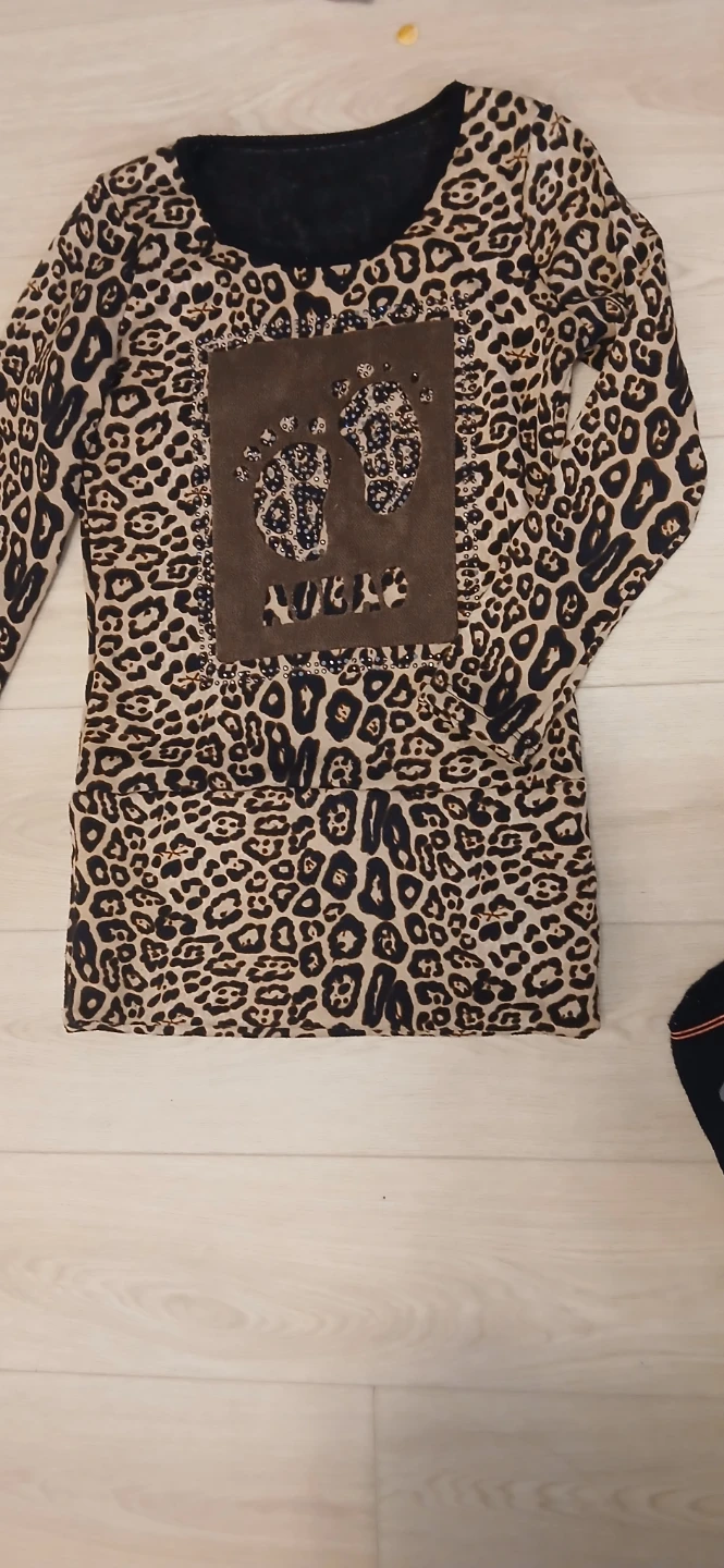 Leopard Print Long Sleeve Tunic Top