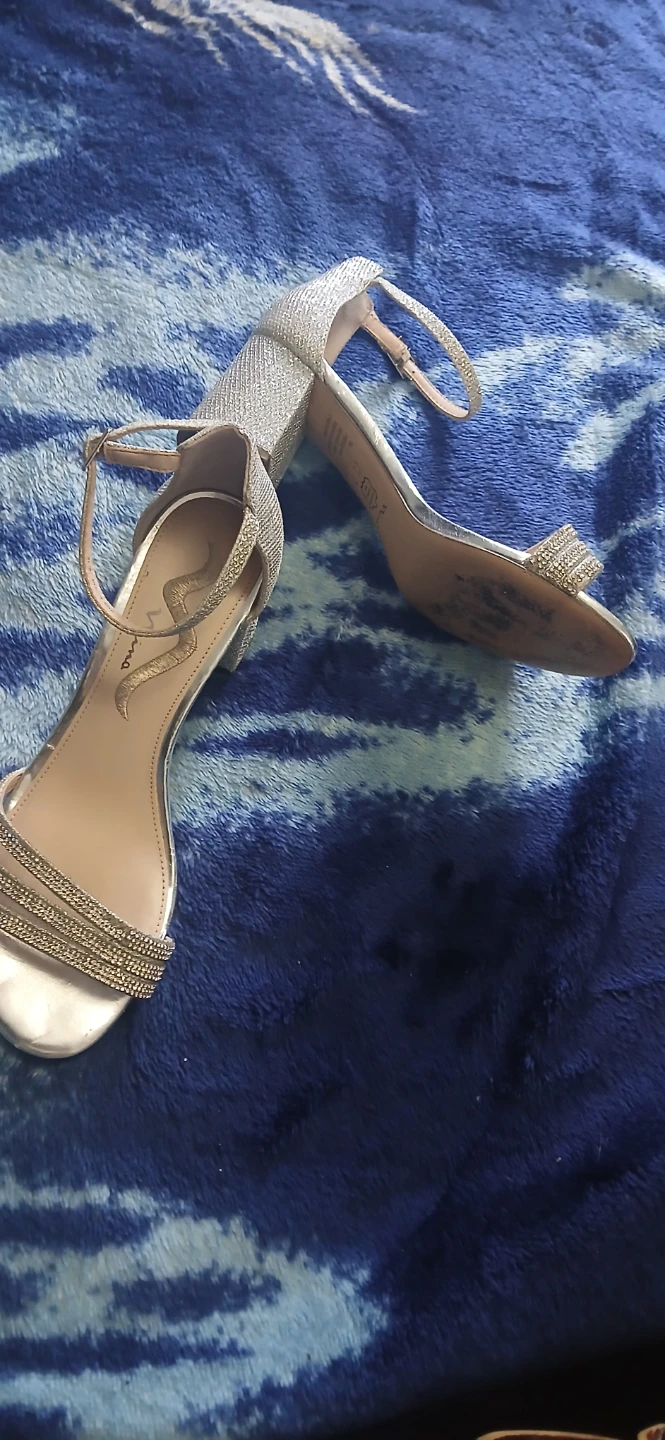 Nina Silver Sparkle Embellished Heeled Sandals Size 7