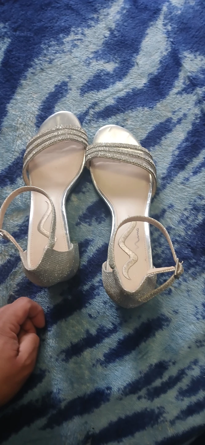 Nina Silver Sparkle Embellished Heeled Sandals Size 7 - photo 4