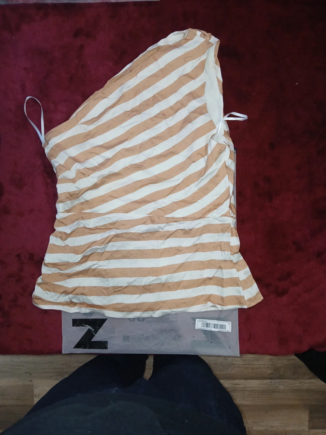 Striped One-Shoulder Top & Wide-Leg Pants Set - photo 2